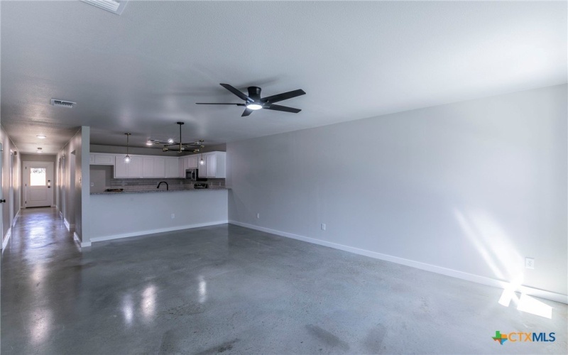 214 N Sparks Street #B, Belton, TX 76513, 3 Habitaciones Habitaciones , ,2 BañosBaños,Residential Lease,En Alquiler,214 N Sparks Street,580006