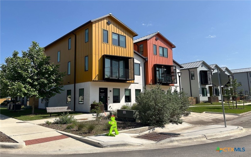105 Lively Lane #B, San Marcos, TX 78666, 3 Habitaciones Habitaciones , ,2 BañosBaños,Residential,En Venta,105 Lively Lane,576279
