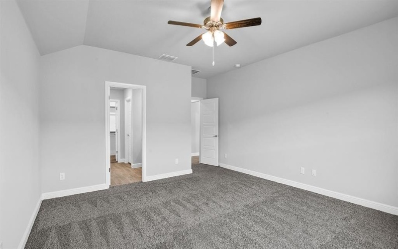 1155 KEYSTONE Drive, Granbury, TX 76048, 4 Bedrooms Bedrooms, ,2 BathroomsBathrooms,Residential,For Sale,1155 KEYSTONE Drive,20939515