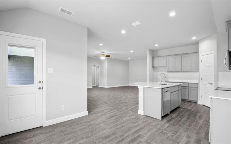 1155 KEYSTONE Drive, Granbury, TX 76048, 4 Bedrooms Bedrooms, ,2 BathroomsBathrooms,Residential,For Sale,1155 KEYSTONE Drive,20939515