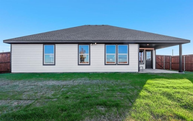 1173 KEYSTONE Drive, Granbury, TX 76048, 4 Bedrooms Bedrooms, ,2 BathroomsBathrooms,Residential,For Sale,1173 KEYSTONE Drive,20939616