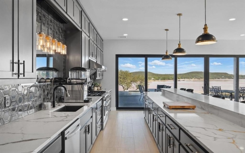 4971 Hawk Road, Possum Kingdom Lake, TX 76450, 11 Bedrooms Bedrooms, ,9 BathroomsBathrooms,Residential,For Sale,4971 Hawk Road,20925822