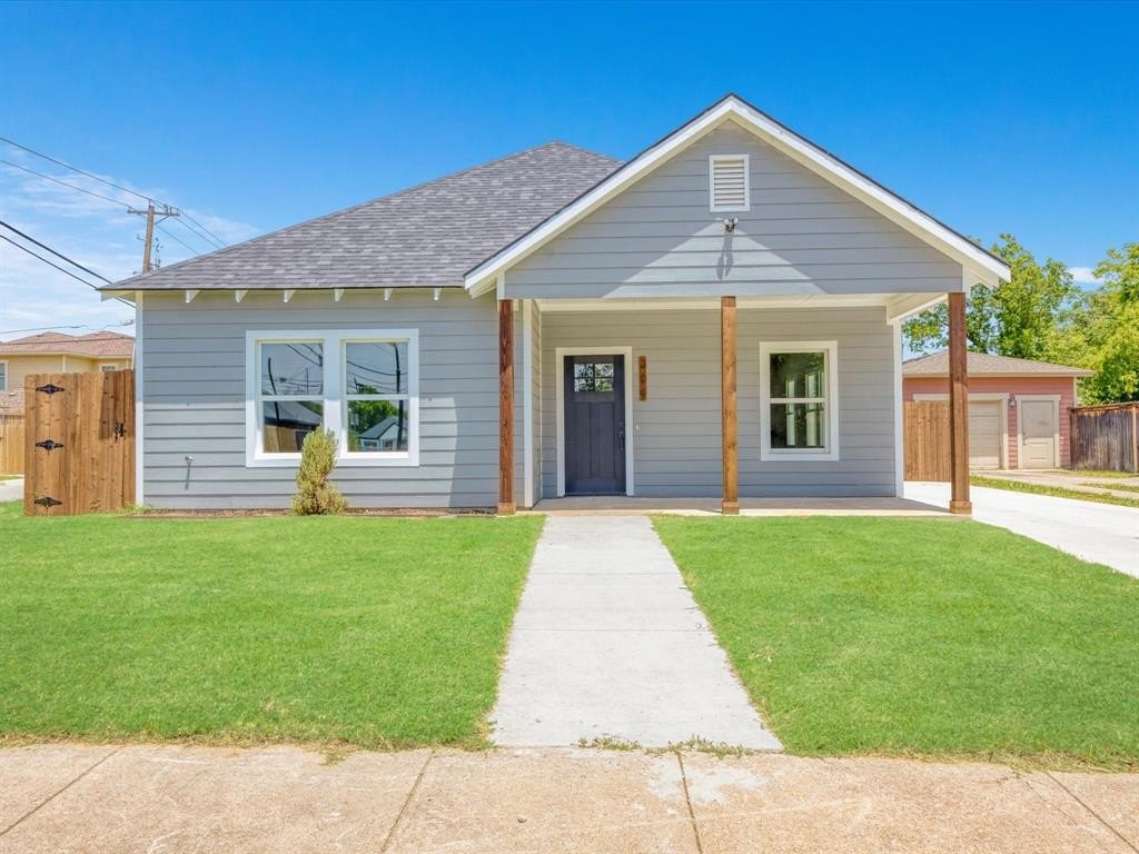 1101 Stella Street, Fort Worth, TX 76104, 3 Bedrooms Bedrooms, ,2 BathroomsBathrooms,Residential,For Sale,1101 Stella Street,20933423