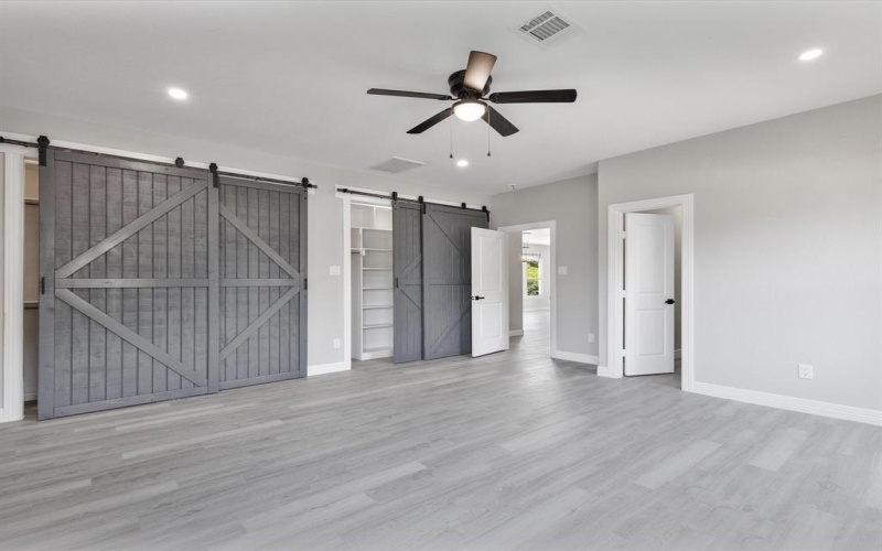 1101 Stella Street, Fort Worth, TX 76104, 3 Bedrooms Bedrooms, ,2 BathroomsBathrooms,Residential,For Sale,1101 Stella Street,20933423