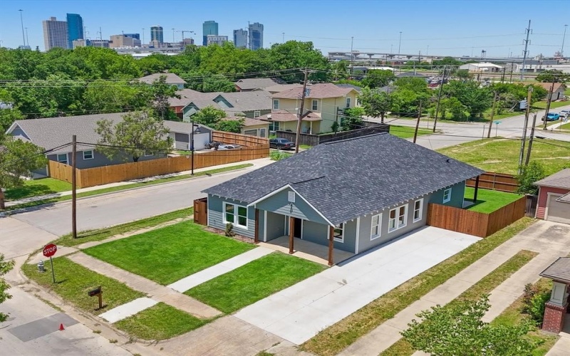 1101 Stella Street, Fort Worth, TX 76104, 3 Bedrooms Bedrooms, ,2 BathroomsBathrooms,Residential,For Sale,1101 Stella Street,20933423