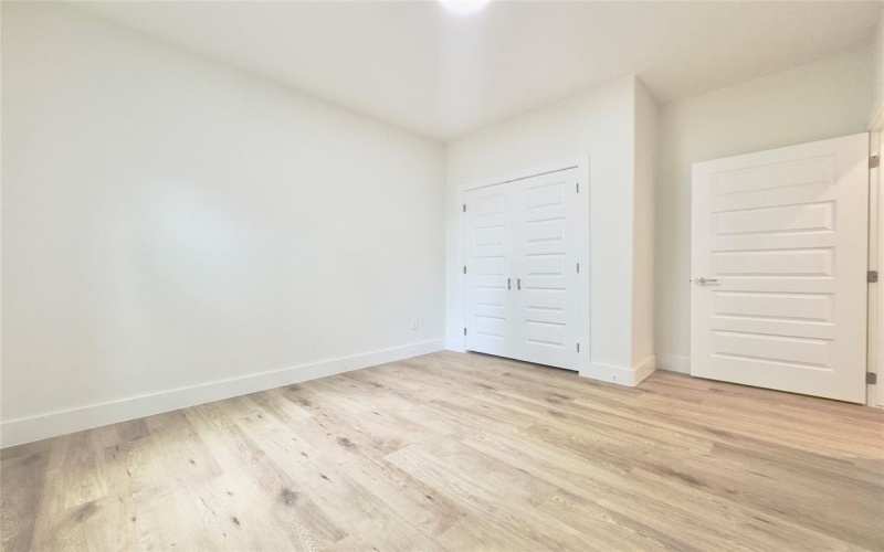 3801 Carpenter Avenue, Dallas, TX 75210, 4 Bedrooms Bedrooms, ,2 BathroomsBathrooms,Residential,For Sale,3801 Carpenter Avenue,20939952