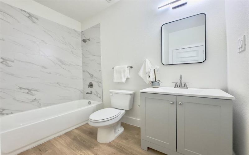 3801 Carpenter Avenue, Dallas, TX 75210, 4 Bedrooms Bedrooms, ,2 BathroomsBathrooms,Residential,For Sale,3801 Carpenter Avenue,20939952