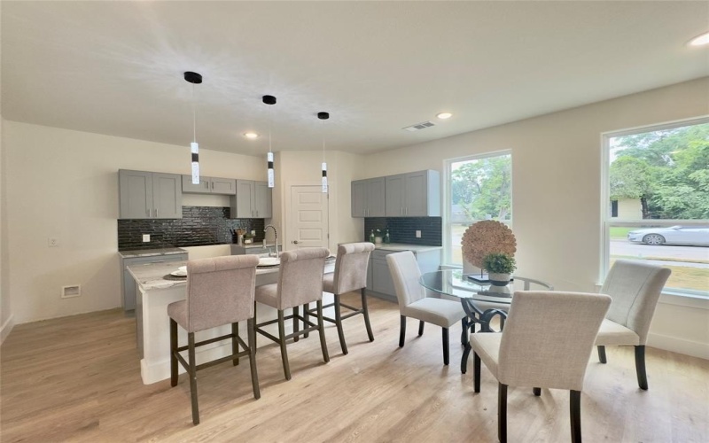 3801 Carpenter Avenue, Dallas, TX 75210, 4 Bedrooms Bedrooms, ,2 BathroomsBathrooms,Residential,For Sale,3801 Carpenter Avenue,20939952