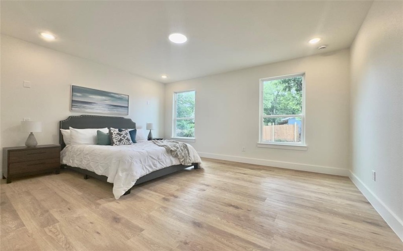 3801 Carpenter Avenue, Dallas, TX 75210, 4 Bedrooms Bedrooms, ,2 BathroomsBathrooms,Residential,For Sale,3801 Carpenter Avenue,20939952
