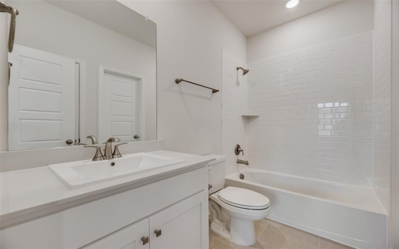 7104 Manhattan Drive, Rowlett, TX 75088, 5 Bedrooms Bedrooms, ,5 BathroomsBathrooms,Residential,For Sale,7104 Manhattan Drive,20939969