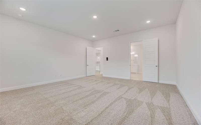 7104 Manhattan Drive, Rowlett, TX 75088, 5 Bedrooms Bedrooms, ,5 BathroomsBathrooms,Residential,For Sale,7104 Manhattan Drive,20939969
