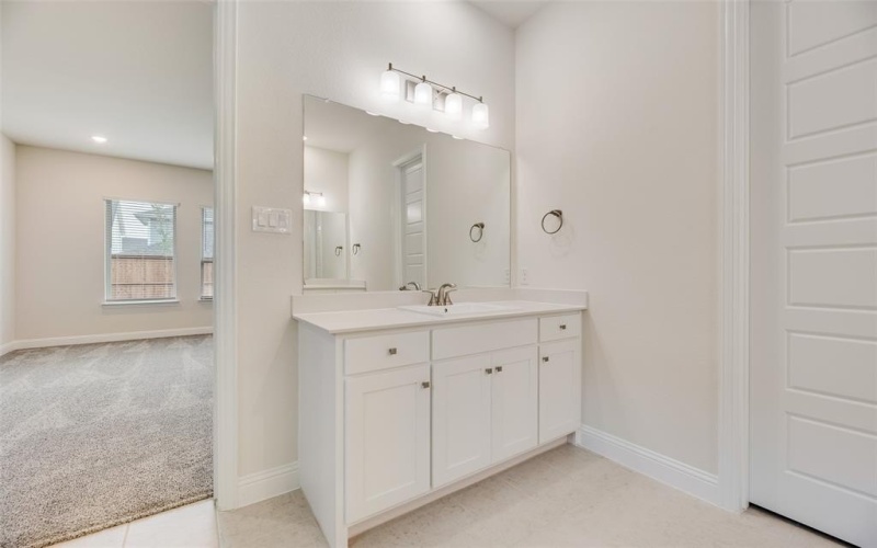 7104 Manhattan Drive, Rowlett, TX 75088, 5 Bedrooms Bedrooms, ,5 BathroomsBathrooms,Residential,For Sale,7104 Manhattan Drive,20939969