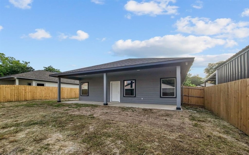 1223 Wesley Street, Greenville, TX 75401, 3 Bedrooms Bedrooms, ,2 BathroomsBathrooms,Residential,For Sale,1223 Wesley Street,20940073