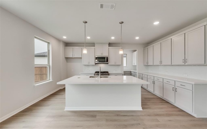 540 Marcus Lane, Crowley, TX 76036, 4 Bedrooms Bedrooms, ,3 BathroomsBathrooms,Residential,For Sale,540 Marcus Lane,20940079