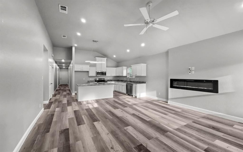1225 Wesley Street, Greenville, TX 75401, 3 Bedrooms Bedrooms, ,2 BathroomsBathrooms,Residential,For Sale,1225 Wesley Street,20940095