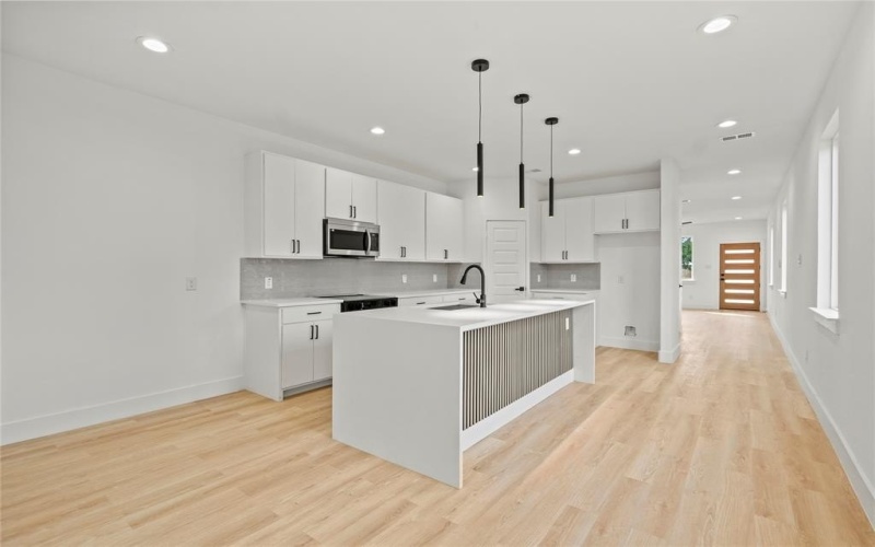 2534 Pennsylvania Avenue, Dallas, TX 75215, 3 Bedrooms Bedrooms, ,2 BathroomsBathrooms,Residential,For Sale,2534 Pennsylvania Avenue,20940127