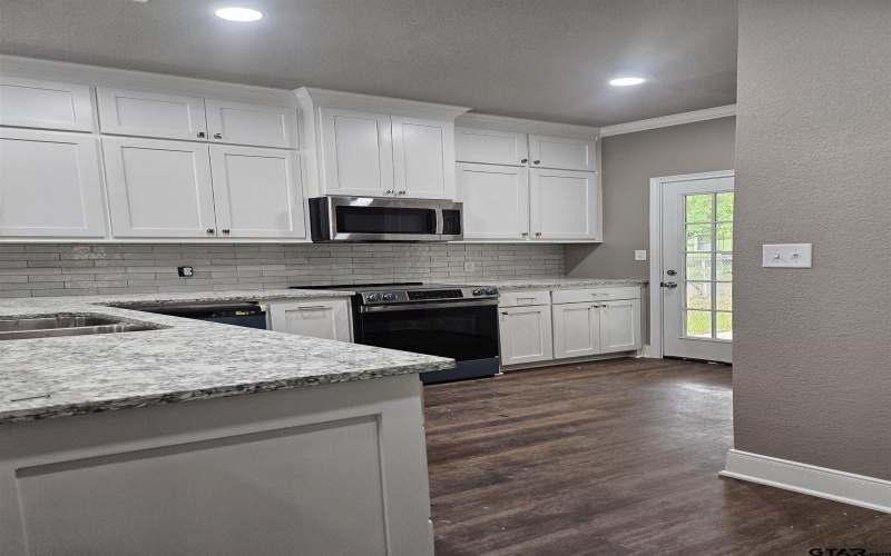 304 Cottonwood, Overton, TX 75684, 2 Bedrooms Bedrooms, ,2 BathroomsBathrooms,Residential,For Sale,304 Cottonwood,25007540