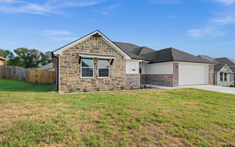 113 Hay Meadow, Winona, TX 75792, 4 Bedrooms Bedrooms, ,2 BathroomsBathrooms,Residential,For Sale,113 Hay Meadow,25007541