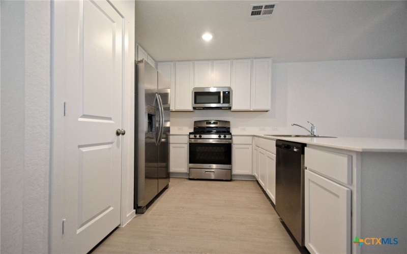 3636 Moon Hill Road, New Braunfels, TX 78130, 3 Habitaciones Habitaciones , ,2 BañosBaños,Residential Lease,En Alquiler,3636 Moon Hill Road,580298