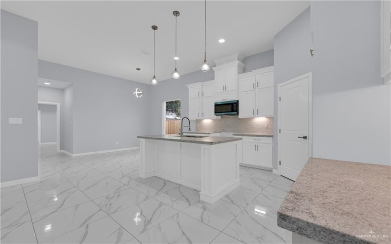 1200 E Acacia Drive, San Juan, TX 78589, 3 Habitaciones Habitaciones , ,2 BañosBaños,Residential,En Venta,1200 E Acacia Drive,471576
