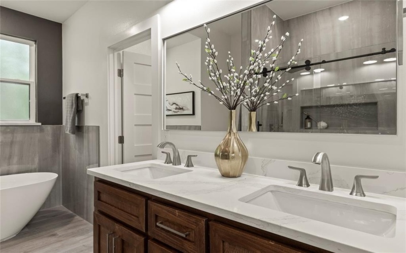 112 Springwood Road, Enchanted Oaks, TX 75156, 3 Bedrooms Bedrooms, ,2 BathroomsBathrooms,Residential,For Sale,112 Springwood Road,20940425