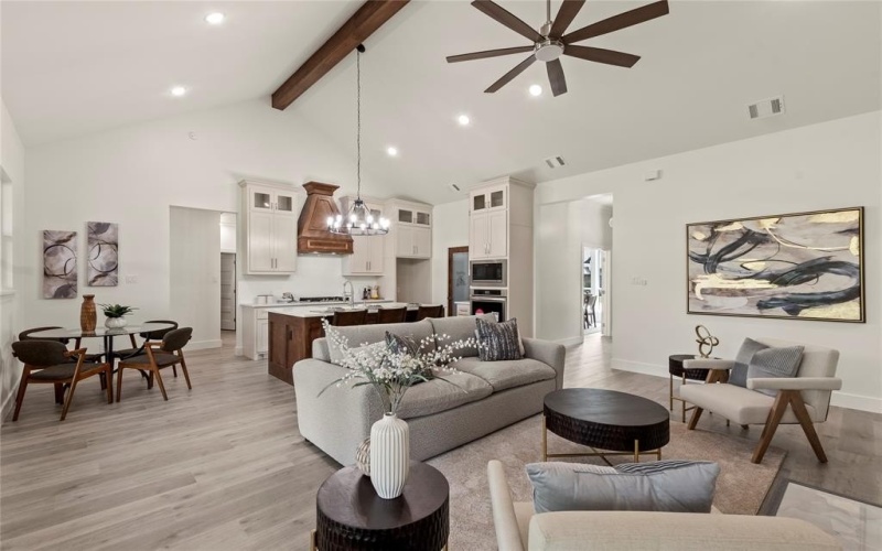 112 Springwood Road, Enchanted Oaks, TX 75156, 3 Bedrooms Bedrooms, ,2 BathroomsBathrooms,Residential,For Sale,112 Springwood Road,20940425