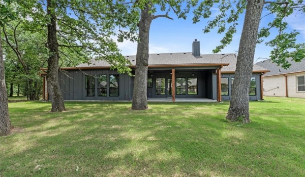 112 Springwood Road, Enchanted Oaks, TX 75156, 3 Bedrooms Bedrooms, ,2 BathroomsBathrooms,Residential,For Sale,112 Springwood Road,20940425