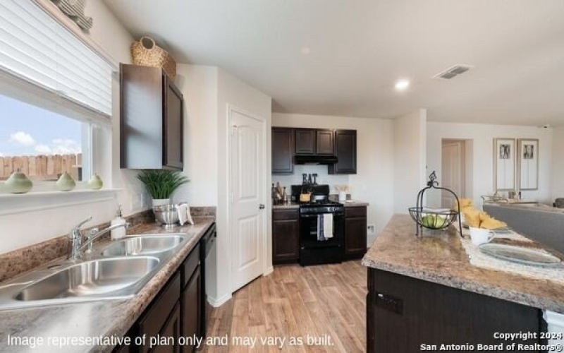 3014 Lindenwood Way, San Antonio, TX 78245, 4 Bedrooms Bedrooms, ,2 BathroomsBathrooms,Residential,For Sale,3014 Lindenwood Way,1867952