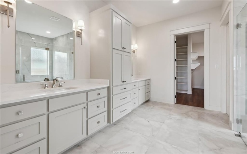 2318 Terrapin Trail, College Station, TX 77845, 5 Bedrooms Bedrooms, ,3 BathroomsBathrooms,Residential,For Sale,2318 Terrapin Trail,24014888