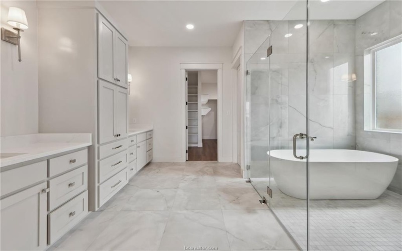 2318 Terrapin Trail, College Station, TX 77845, 5 Bedrooms Bedrooms, ,3 BathroomsBathrooms,Residential,For Sale,2318 Terrapin Trail,24014888