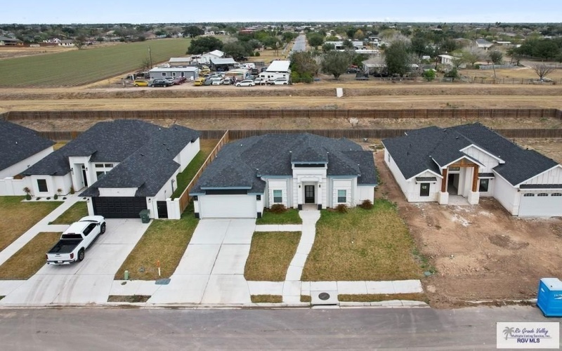 332 ALAZAN, ALAMO, TX 78516, 3 Bedrooms Bedrooms, ,2 BathroomsBathrooms,Residential Lease,For Rent,332 ALAZAN,29765314