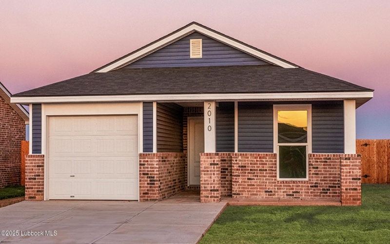 1333 N Colton Avenue, Lubbock, TX 79416, 2 Bedrooms Bedrooms, ,2 BathroomsBathrooms,Residential,For Sale,1333 N Colton Avenue,202554883