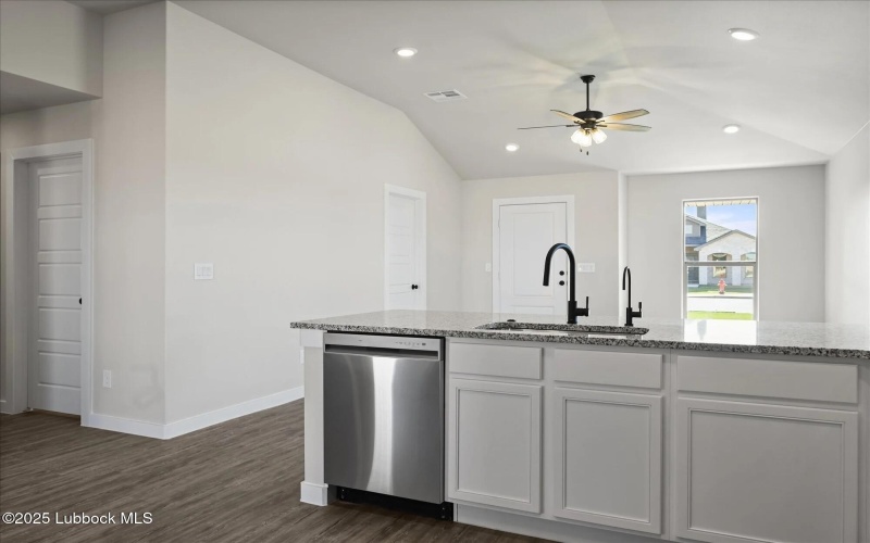 3506 Turner Avenue, Lubbock, TX 79407, 3 Bedrooms Bedrooms, ,2 BathroomsBathrooms,Residential Lease,For Rent,3506 Turner Avenue,202554919