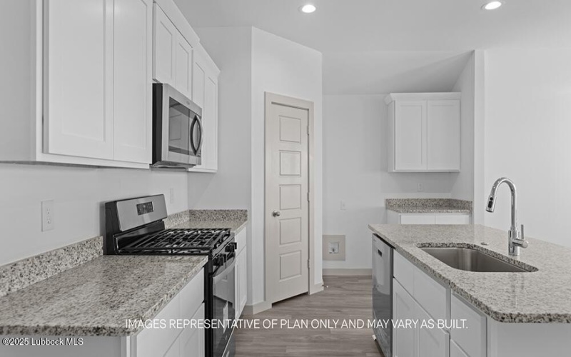 7818 93rd Street, Lubbock, TX 79424, 4 Bedrooms Bedrooms, ,2 BathroomsBathrooms,Residential,For Sale,7818 93rd Street,202554931