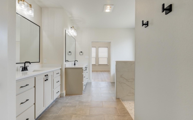2810 133rd Street, Lubbock, TX 79423, 4 Bedrooms Bedrooms, ,3 BathroomsBathrooms,Residential,For Sale,2810 133rd Street,202554932
