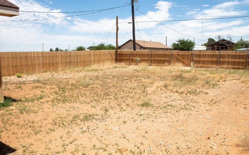 509 El Paso, Wickett, TX 79788, 3 Bedrooms Bedrooms, ,2 BathroomsBathrooms,Residential,For Sale,509 El Paso,160285