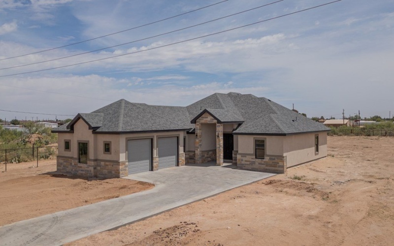 926 N Navajo Ave, Odessa, TX 79763, 4 Bedrooms Bedrooms, ,5 BathroomsBathrooms,Residential,For Sale,926 N Navajo Ave,160288