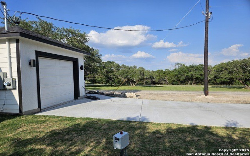 3440 Tanglewood, Spring Branch, TX 78070, 3 Bedrooms Bedrooms, ,2 BathroomsBathrooms,Residential,For Sale,3440 Tanglewood,1868048