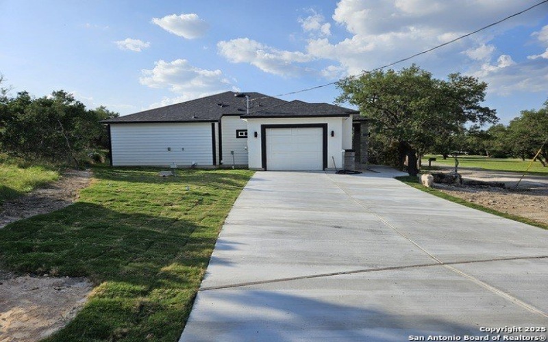 3440 Tanglewood, Spring Branch, TX 78070, 3 Bedrooms Bedrooms, ,2 BathroomsBathrooms,Residential,For Sale,3440 Tanglewood,1868048