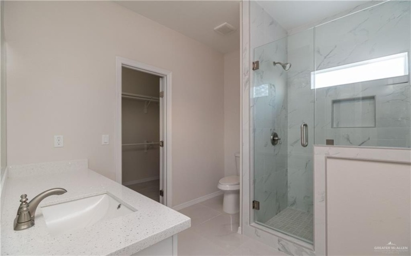 3216 E Alexa Street, Edinburg, TX 78542, 3 Bedrooms Bedrooms, ,2 BathroomsBathrooms,Residential,For Sale,3216 E Alexa Street,471701