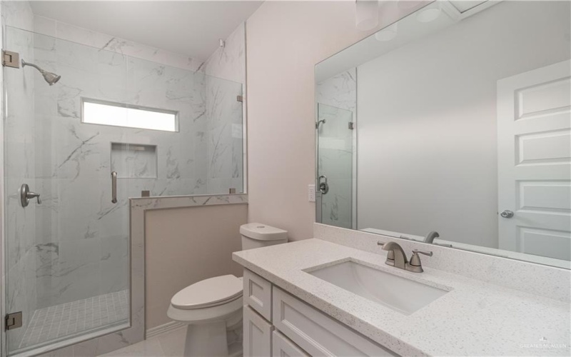 3216 E Alexa Street, Edinburg, TX 78542, 3 Bedrooms Bedrooms, ,2 BathroomsBathrooms,Residential,For Sale,3216 E Alexa Street,471701