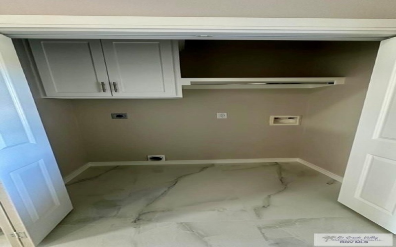 2817 ARI DR, BROWNSVILLE, TX 78526, 3 Bedrooms Bedrooms, ,2 BathroomsBathrooms,Residential,For Sale,2817 ARI DR,29762516