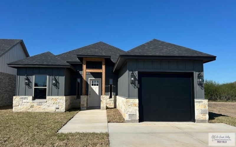 2817 ARI DR, BROWNSVILLE, TX 78526, 3 Bedrooms Bedrooms, ,2 BathroomsBathrooms,Residential,For Sale,2817 ARI DR,29762516