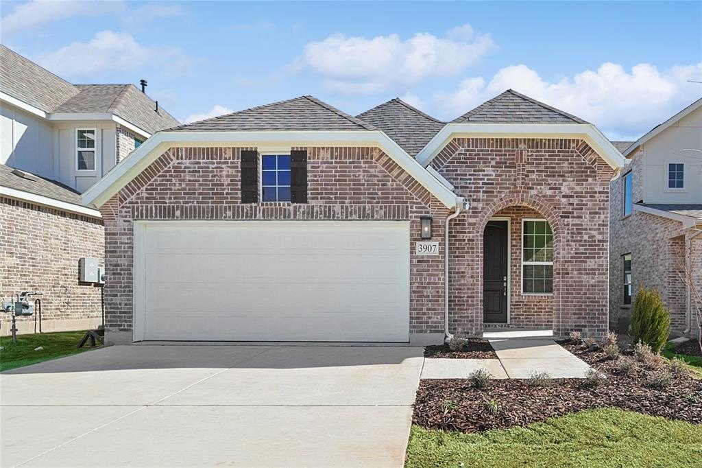 3907 Sky Drive, Sherman, TX 75090, 3 Bedrooms Bedrooms, ,2 BathroomsBathrooms,Residential,For Sale,3907 Sky Drive,20698807