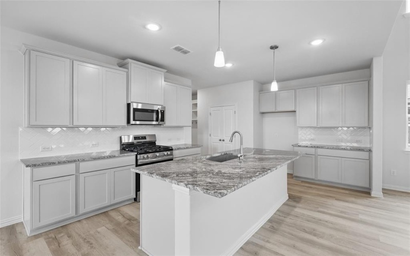 4043 Tony Street, Sherman, TX 75090, 4 Bedrooms Bedrooms, ,3 BathroomsBathrooms,Residential,For Sale,4043 Tony Street,20762646