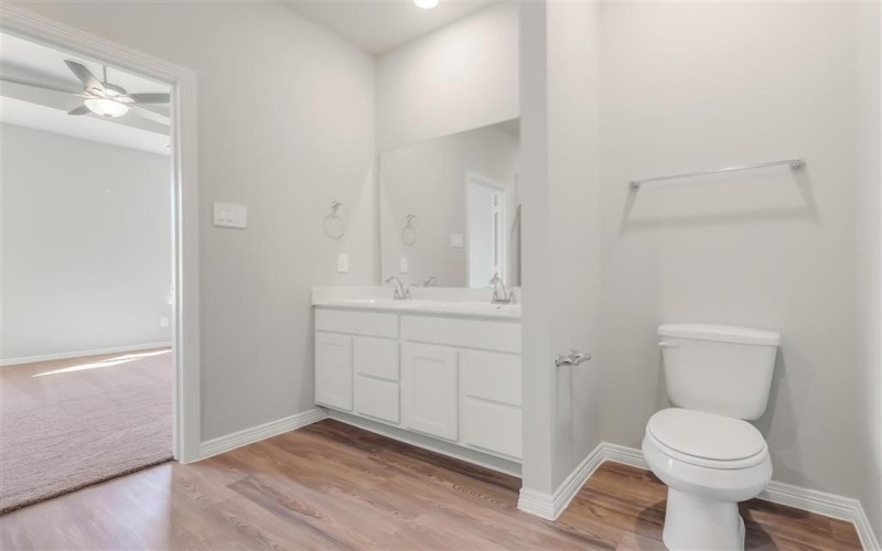 111 Honey Bee, Cleburne, TX 76031, 4 Bedrooms Bedrooms, ,2 BathroomsBathrooms,Residential,For Sale,111 Honey Bee,20940826