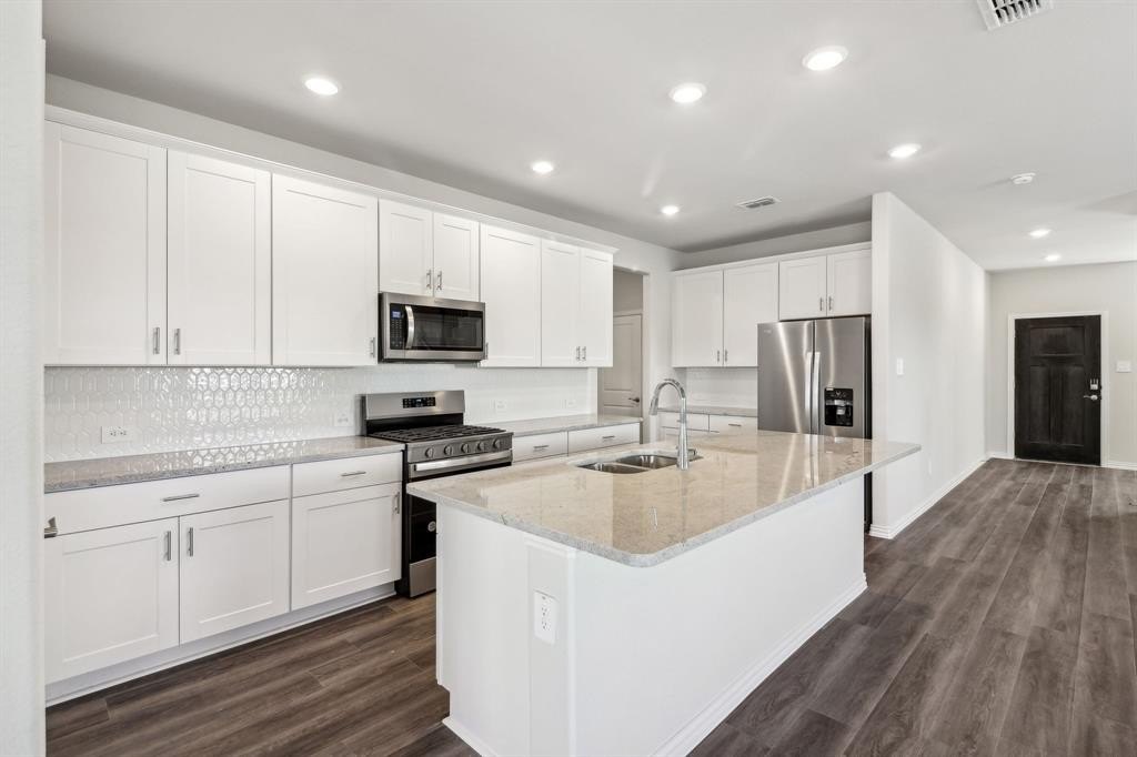 418 Stagg Street, McKinney, TX 75069, 4 Bedrooms Bedrooms, ,3 BathroomsBathrooms,Residential,For Sale,418 Stagg Street,20940865