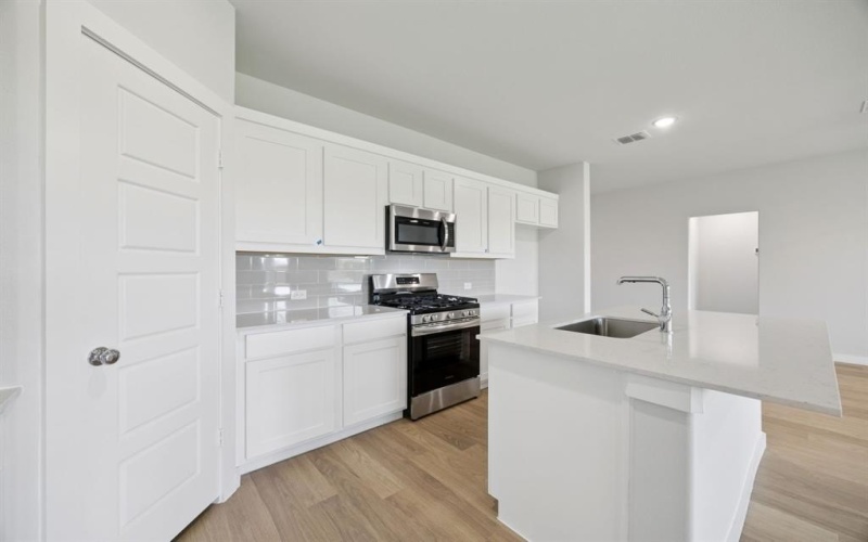 240 Lockhart Street, Greenville, TX 75402, 3 Habitaciones Habitaciones , ,2 BañosBaños,Residential,En Venta,240 Lockhart Street,20940874
