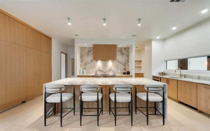 3821 Beechwood Lane, Dallas, TX 75220, 5 Habitaciones Habitaciones , ,6 BañosBaños,Residential,En Venta,3821 Beechwood Lane,20940977