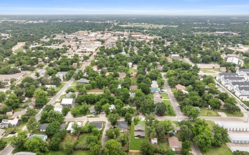 353 W Shirley Street, Stephenville, TX 76401, 3 Bedrooms Bedrooms, ,3 BathroomsBathrooms,Residential,For Sale,353 W Shirley Street,20940990